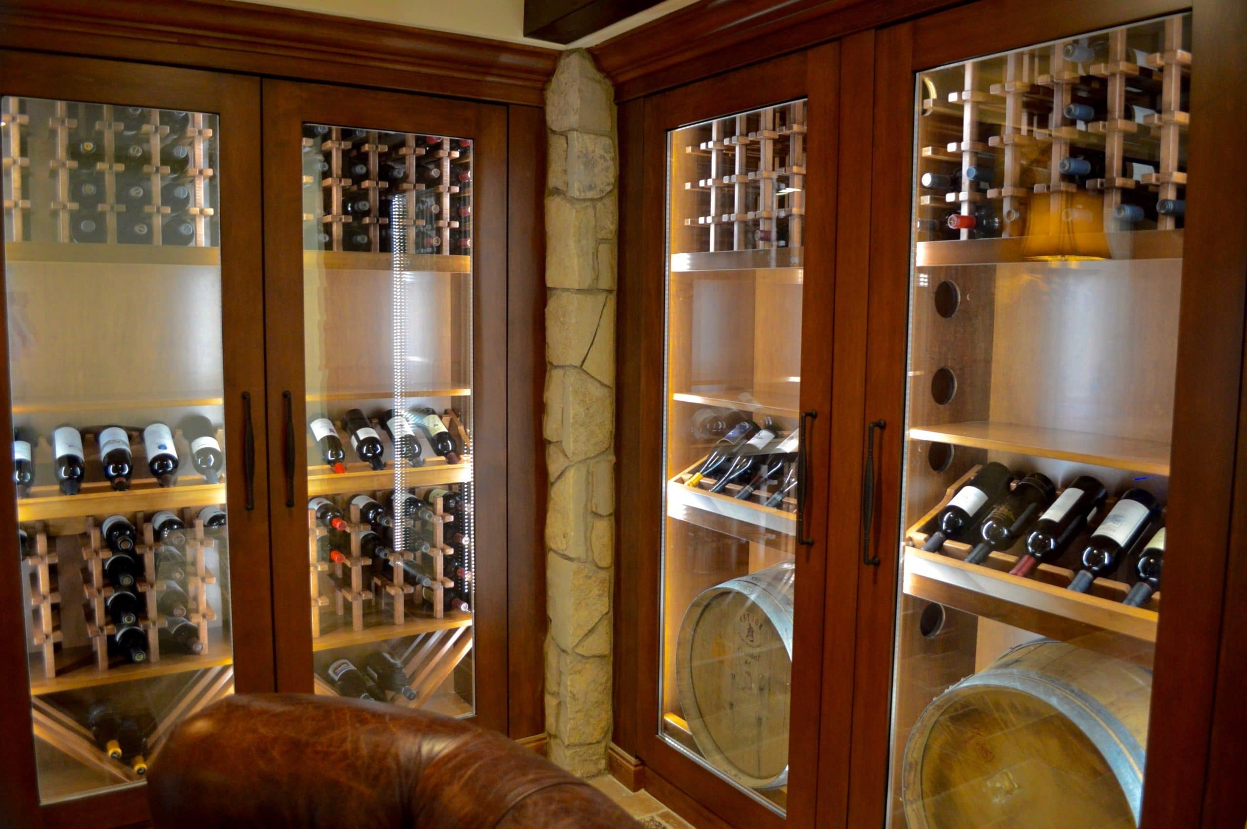 Invisible Wine Cellar Refrigeration Unit in Wine Cabinet